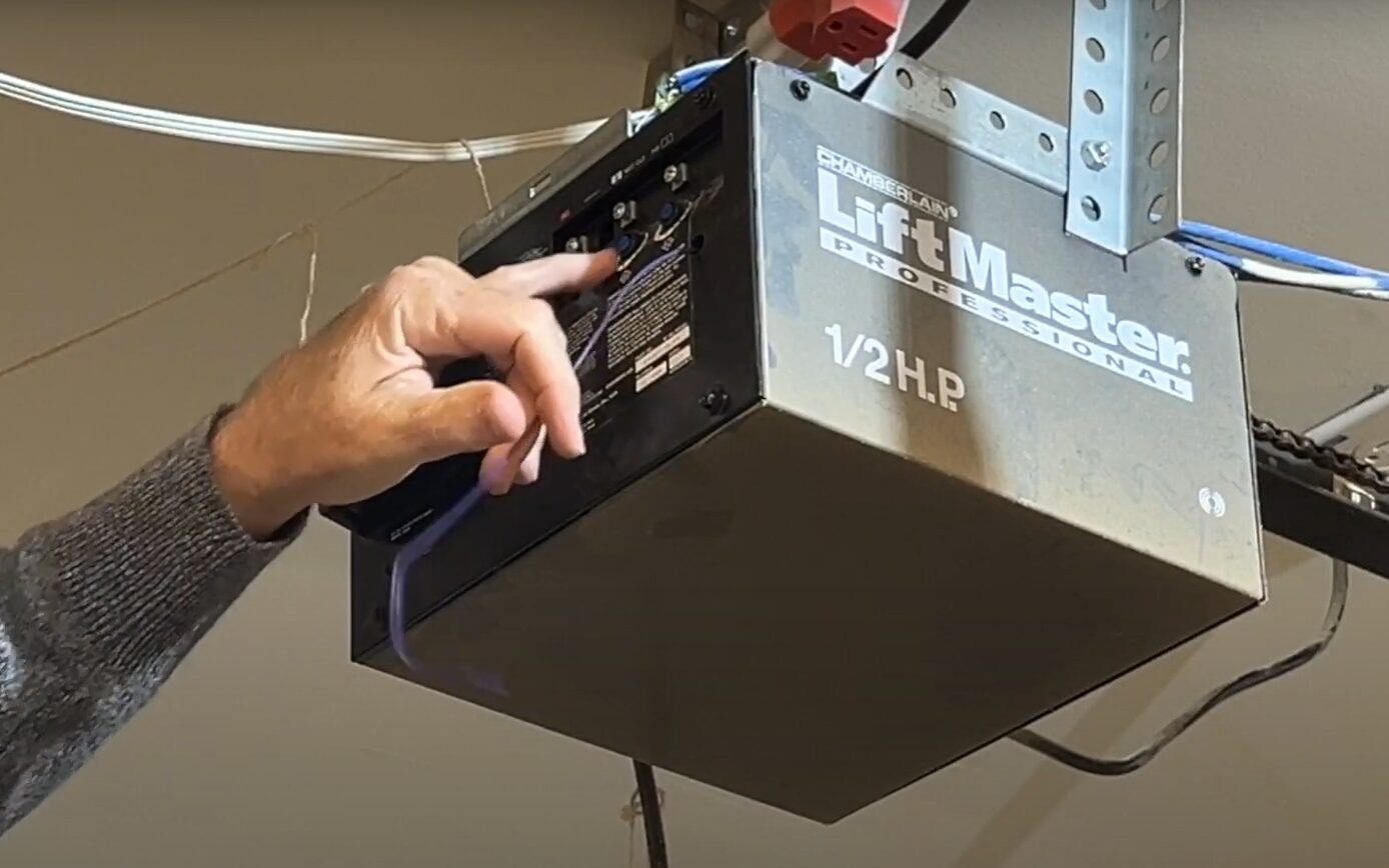 garage door opener repair service in Pompano Beach.